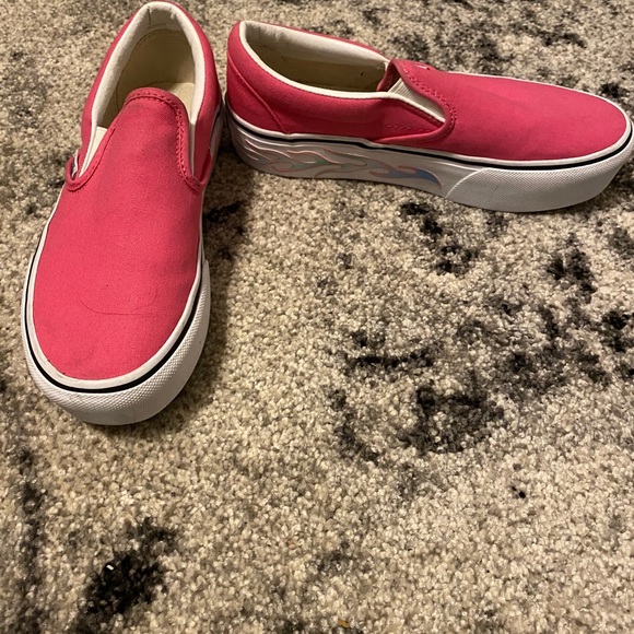 Pink platform slip on vans with flames - Picture 5 of 5